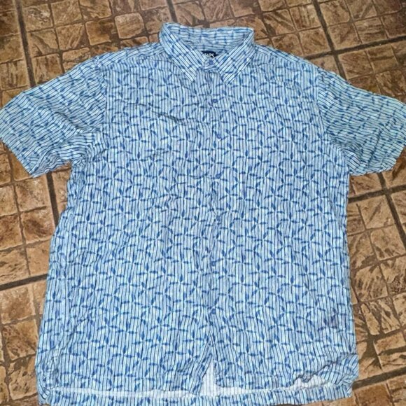 Chaps Men's‎ Shirt Classic Fit Button Down Collared Shirt Large EUC - Picture 1 of 4